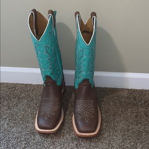 Size 8 Justin Women’s Boots